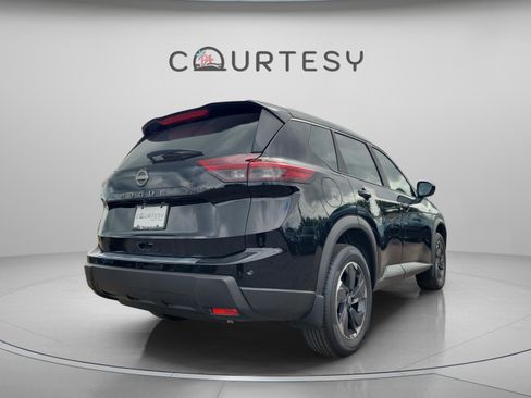 New 2026 Nissan Rogue SV w/ SV Premium Package image 4