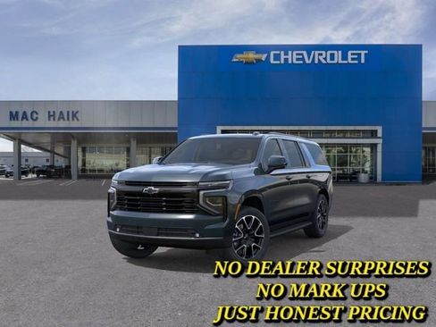 New 2026 Chevrolet Suburban RST image 8