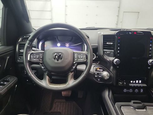 Used 2025 RAM 1500 Limited w/ Body Color Bumper Group AWD/4WD image 25