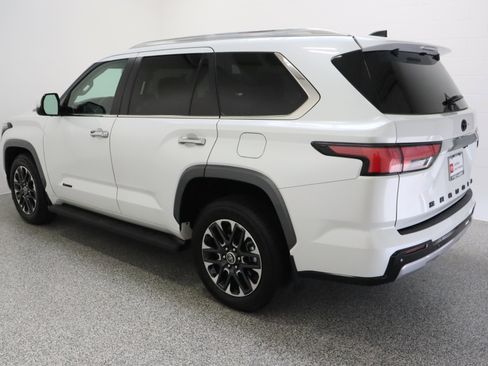 Used 2024 Toyota Sequoia Limited AWD/4WD image 9
