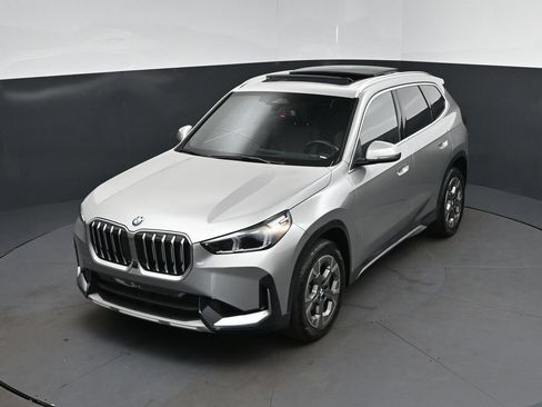 Certified 2025 BMW X1 xDrive28i AWD/4WD image 30