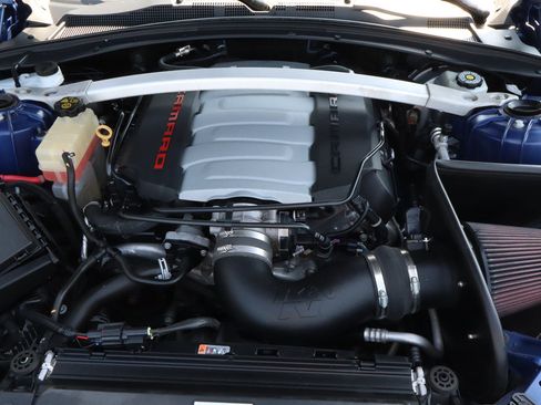 Used 2019 Chevrolet Camaro SS RWD image 19
