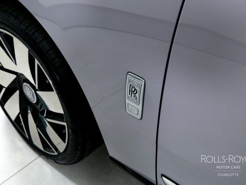 New 2026 Rolls-Royce Cullinan image 47