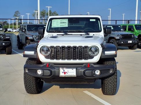 New 2025 Jeep Wrangler Rubicon image 4