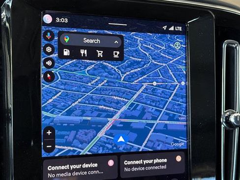 Certified 2023 Volvo XC40 B5 Ultimate image 21