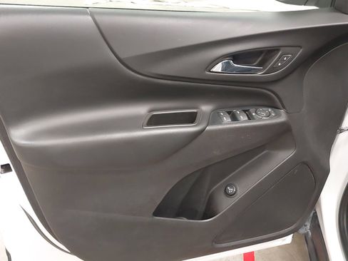 Used 2018 Chevrolet Equinox LT FWD image 24