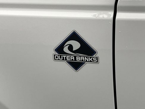 Used 2023 Ford Bronco Outer Banks image 30