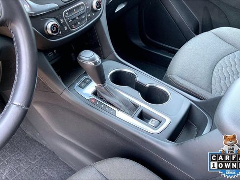 Used 2019 Chevrolet Equinox LT AWD/4WD image 17