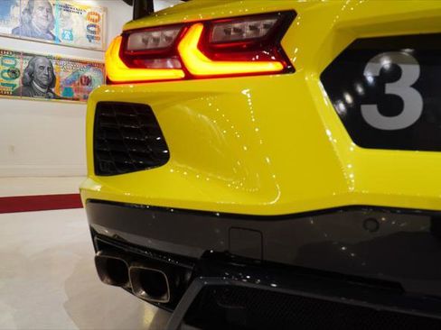 Used 2022 Chevrolet Corvette Stingray Premium Conv RWD image 17