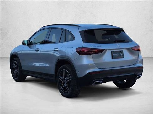 New 2026 Mercedes-Benz GLA 250 4MATIC image 9