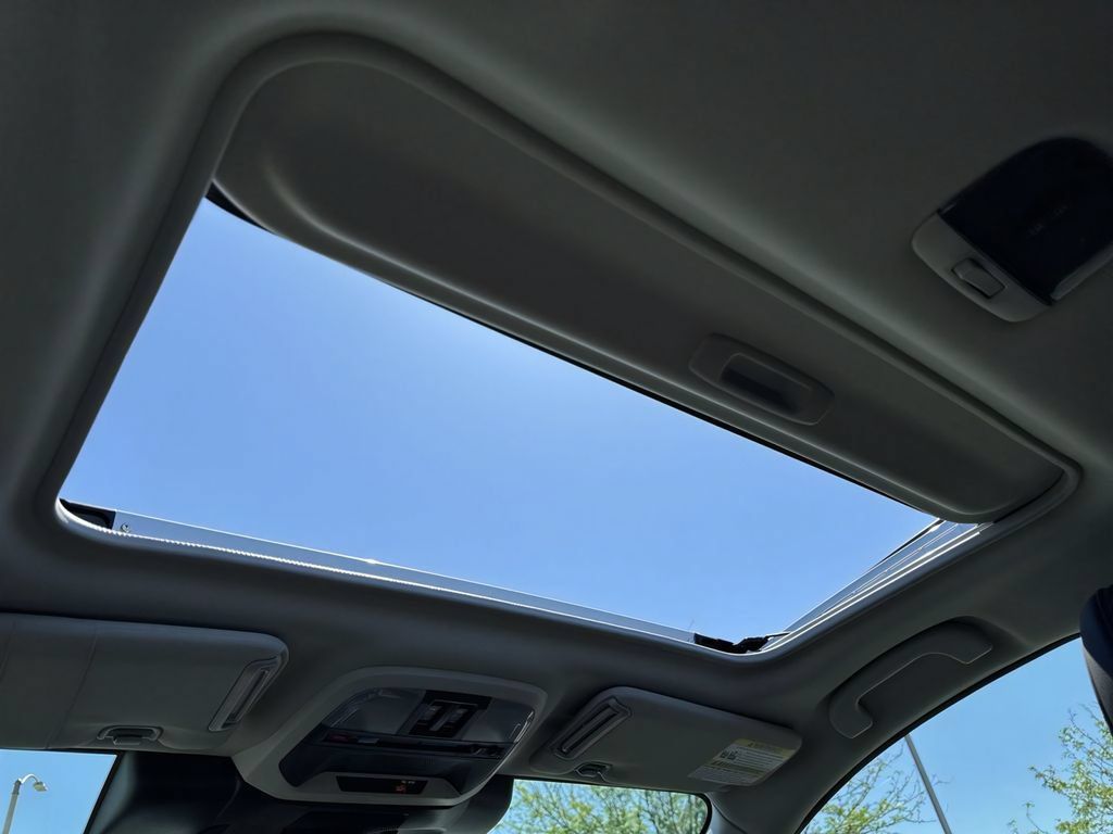 New 2026 Subaru Crosstrek 2.5i Limited w/ Crosstrek Mirror Package AWD/4WD image 16