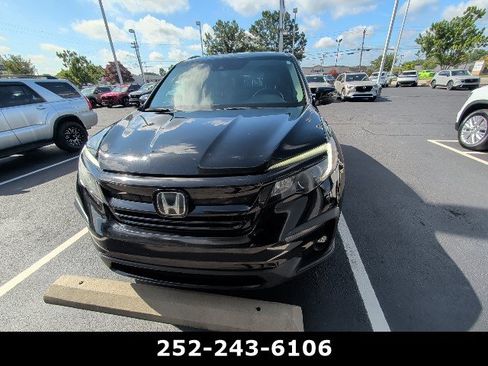 Used 2021 Honda Pilot Special Edition image 3