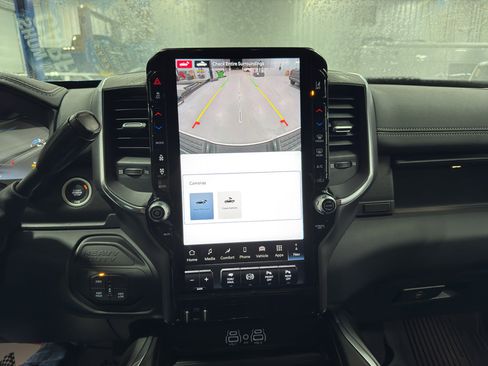 Used 2025 RAM 2500 Laramie image 37