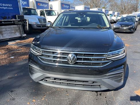 Used 2024 Volkswagen Tiguan Wolfsburg Edition image 2