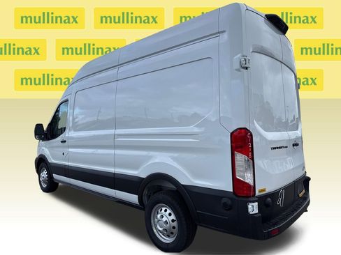 New 2026 Ford Transit 250 148 High Roof image 4