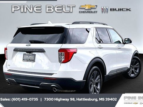 Used 2023 Ford Explorer XLT w/ Equipment Group 202A RWD image 11
