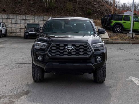 Used 2023 Toyota Tacoma TRD Off-Road w/ Black Out Package (TMS) image 2