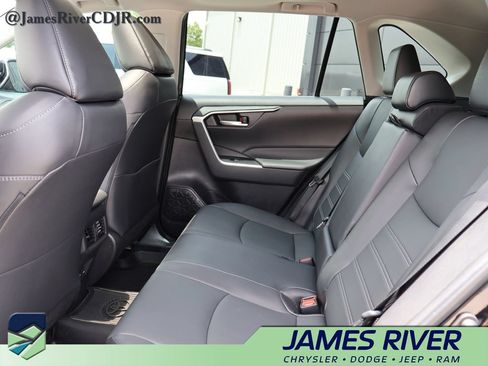 Used 2023 Toyota RAV4 XLE Premium AWD/4WD image 18
