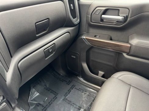 Certified 2021 Chevrolet Silverado 1500 LT Trail Boss w/ Convenience Package II AWD/4WD image 24
