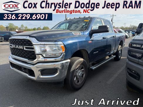 Used 2022 RAM 2500 Big Horn image 1