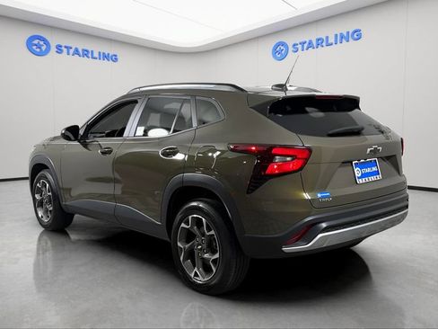 Certified 2024 Chevrolet Trax LT w/ Driver Confidence Package FWD image 13