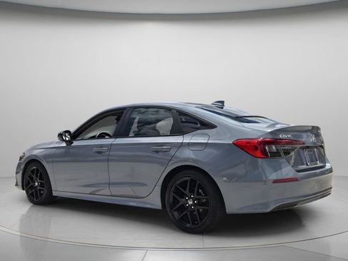 Used 2024 Honda Civic Sport image 8