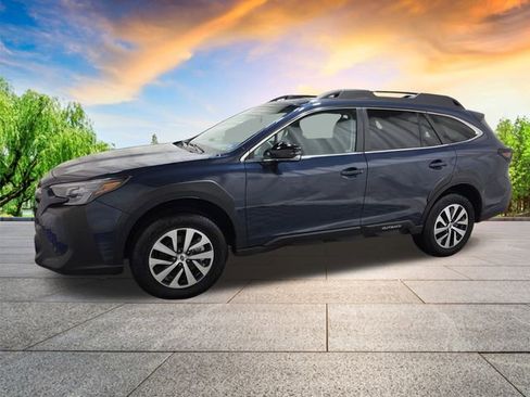 Certified 2025 Subaru Outback Premium image 8