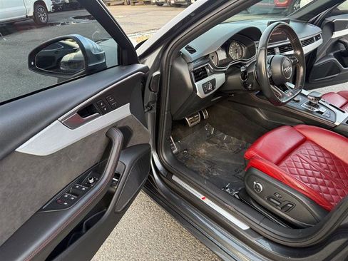 Used 2018 Audi S4 Premium Plus image 34