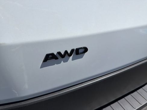 New 2026 Ford Transit 250 148 Medium Roof Extended AWD image 13