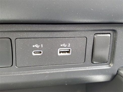 Certified 2023 Nissan Frontier SV image 24