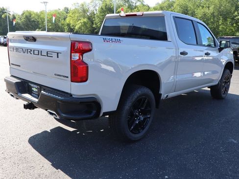 New 2026 Chevrolet Silverado 1500 Custom Trail Boss w/ LPO, Dark Essentials Package AWD/4WD image 21
