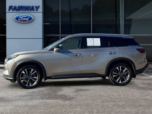 Used 2022 INFINITI QX60 Luxe w/ Cargo Package image 7