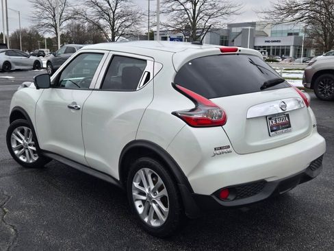 Used 2015 Nissan Juke SV w/ Technology Package image 12