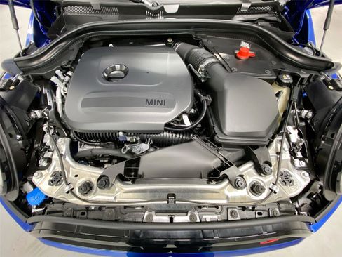 Certified 2025 MINI Cooper S image 22