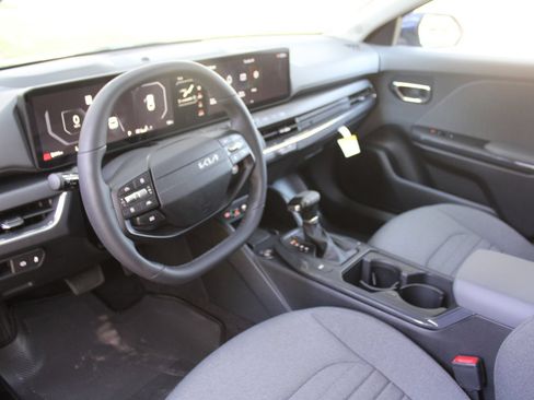 New 2026 Kia K4 EX FWD image 20