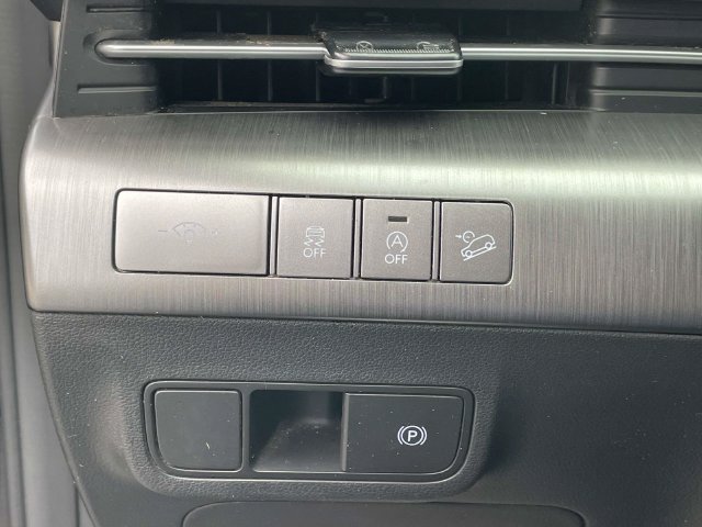 Certified 2024 Hyundai Kona SE FWD image 16