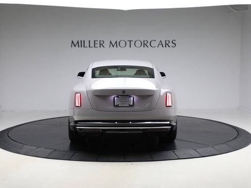 New 2026 Rolls-Royce Spectre image 9