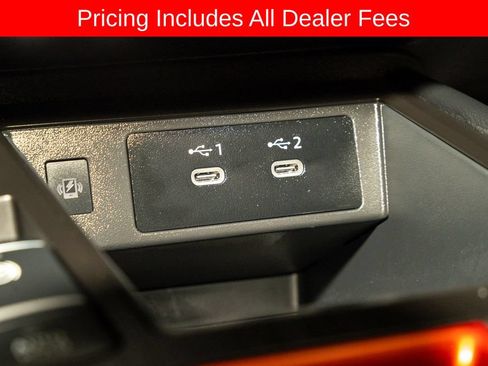 Certified 2025 Nissan Kicks SR AWD/4WD image 14