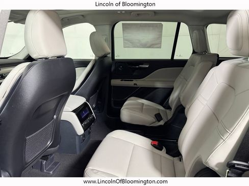 New 2026 Lincoln Aviator AWD image 53