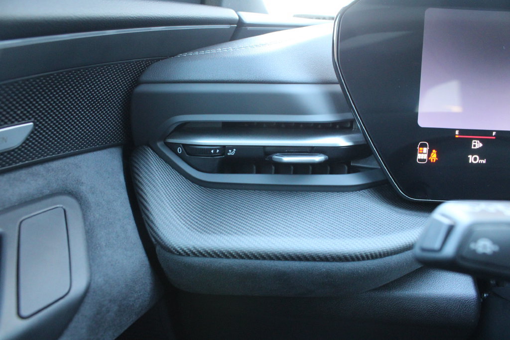 New 2026 Audi SQ5 Premium Plus AWD/4WD image 9
