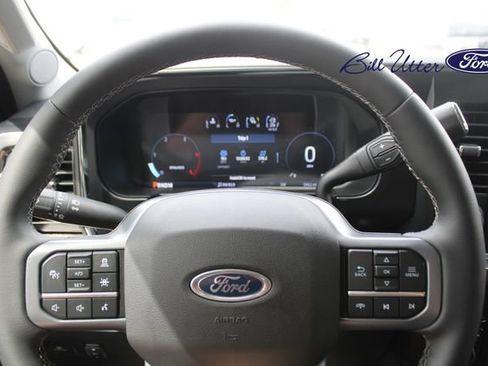 Used 2026 Ford F250 Lariat w/ Black Appearance Package AWD/4WD image 24