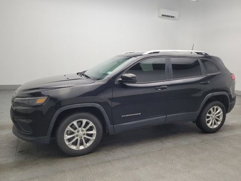 Used 2020 Jeep Cherokee Latitude image 2
