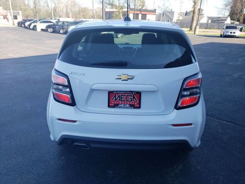 Used 2018 Chevrolet Sonic LT image 7