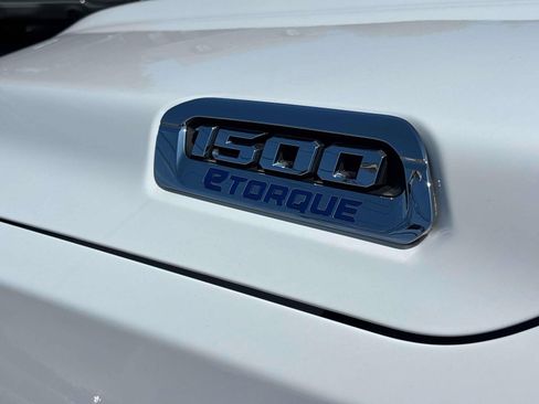 Certified 2022 RAM 1500 Big Horn AWD/4WD image 9