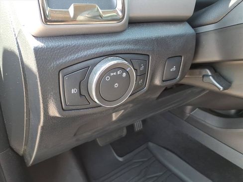 Used 2023 Ford Ranger XLT w/ Equipment Group 302A High AWD/4WD image 13