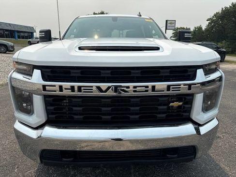 Used 2022 Chevrolet Silverado 2500 LT w/ Fleet Comfort Package AWD/4WD image 2