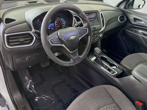 Used 2022 Chevrolet Equinox LT FWD image 23