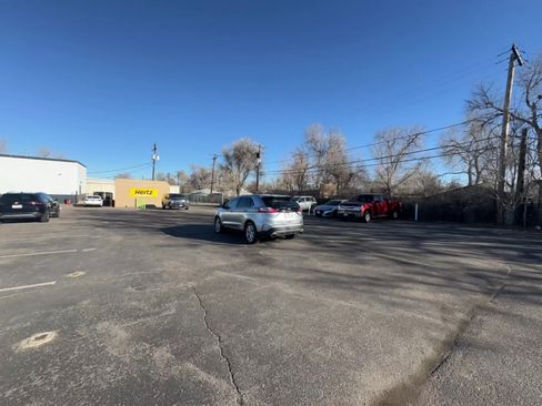 Used 2022 Ford Edge Titanium w/ Equipment Group 301A image 15