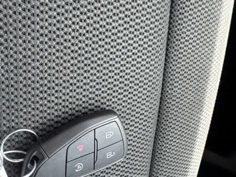 Used 2023 GMC Canyon Elevation w/ Convenience Package RWD image 4