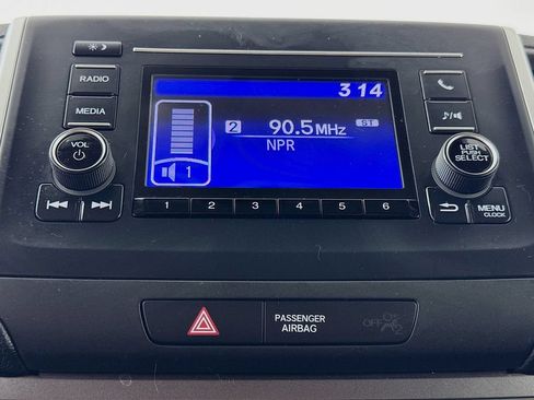 Used 2019 Honda Pilot LX image 17